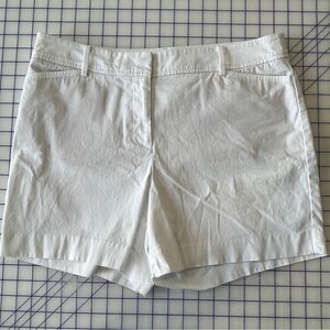 Talbots White Women's 5 inch shorts